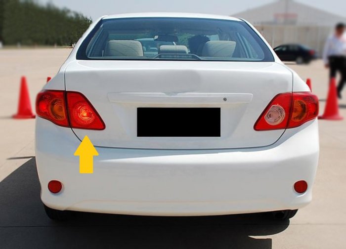 rear light 3.jpg