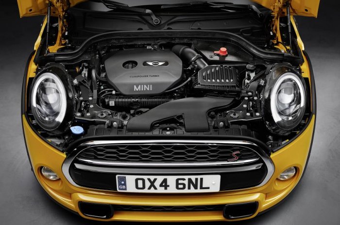 mini-cooper engine.jpg