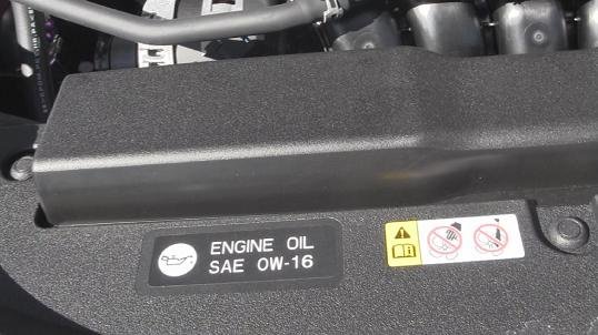 2020 Toyota Corolla Hatchback XSE Engine oil SAE 0W-16.JPG